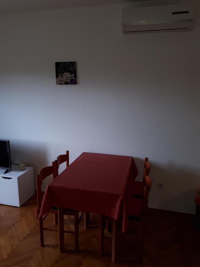 Apartment Groundfloor Єлса Екстер'єр фото